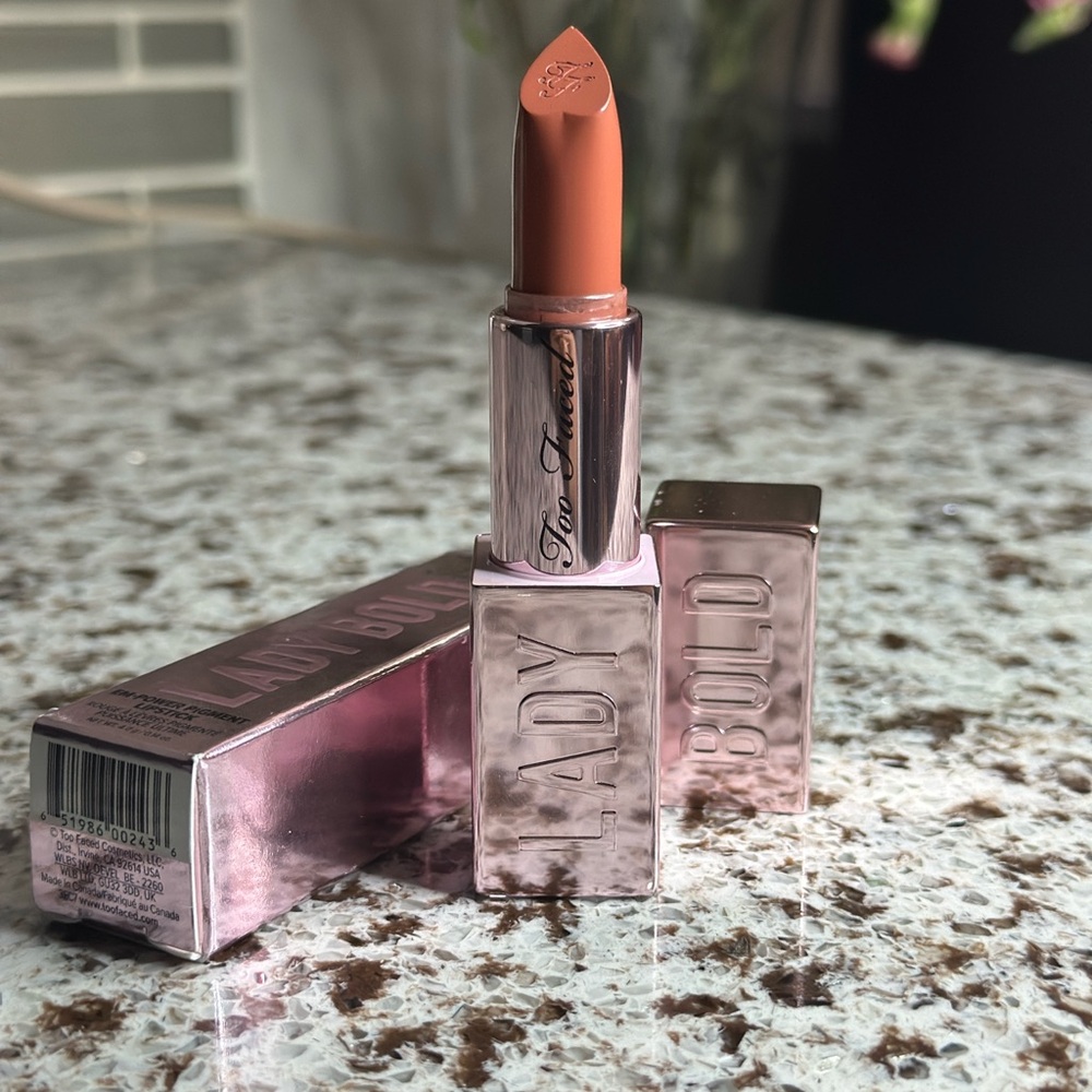 BRAND NEW - Too Faced Lady Bold Lipstick - Comeback Queen